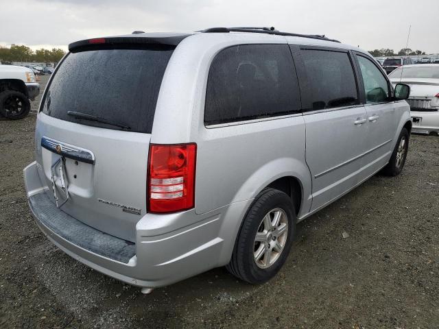 Photo 4 from auction – 2009 CHRYSLER TOWN AND C with VIN 2A8HR54199R572057