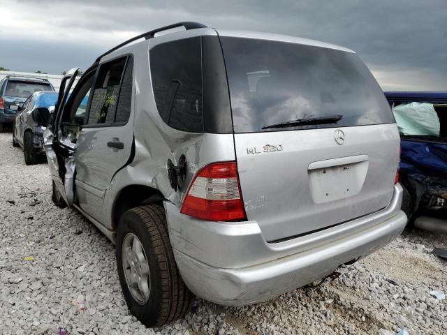 Photo 3 from auction – 2000 MERCEDES-BENZ ML 320 with VIN 4JGAB54E4YA204531