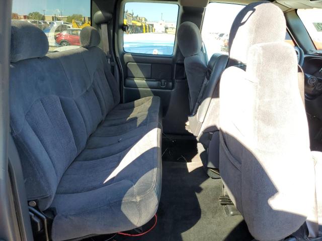 Photo 6 from auction – 2001 CHEVROLET SILVERADO with VIN 2GCEC19V811297767