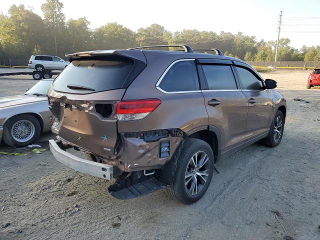 Photo 4 from auction – 2017 TOYOTA HIGHLANDER with VIN 5TDBZRFH0HS471008