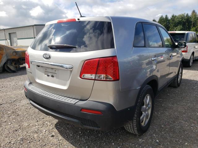 Photo 4 from auction – 2013 KIA SORENTO LX with VIN 5XYKT3A15DG417705