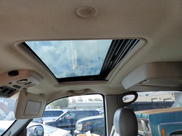 Photo 9 from auction – 2004 CHEVROLET SUBURBAN with VIN 3GNFK16T54G306423