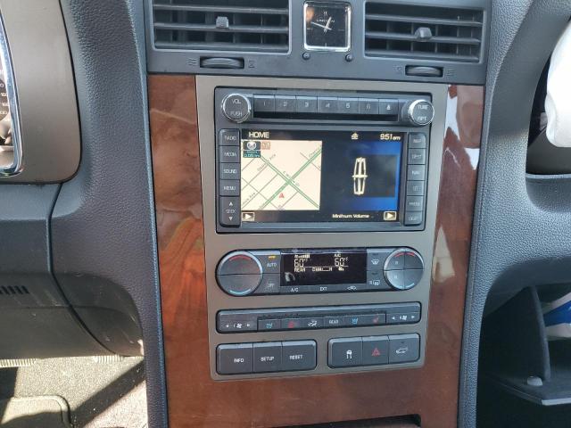 Photo 9 from auction – 2011 LINCOLN NAVIGATOR with VIN 5LMJJ3H54BEJ08882