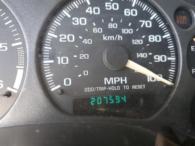 Photo 8 from auction – 2002 CHEVROLET BLAZER with VIN 1GNDT13WX2K121907
