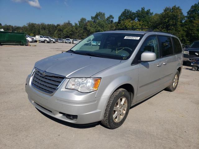 Photo 2 from auction – 2010 CHRYSLER TOWN & COU with VIN 2A4RR5D13AR104867