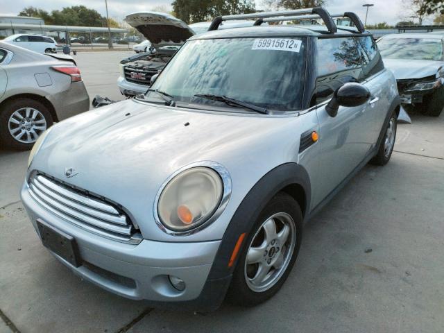 Photo 2 from auction – 2009 MINI COOPER with VIN WMWMF335X9TW73363