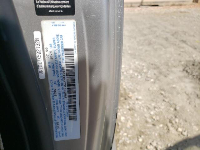 Photo 10 from auction – 2000 VOLKSWAGEN BEETLE with VIN 3VWCC21C1YM410935
