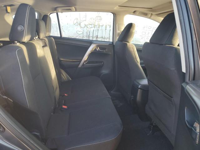 Photo 6 from auction – 2017 TOYOTA RAV4 XLE with VIN JTMWFREV0HJ700186