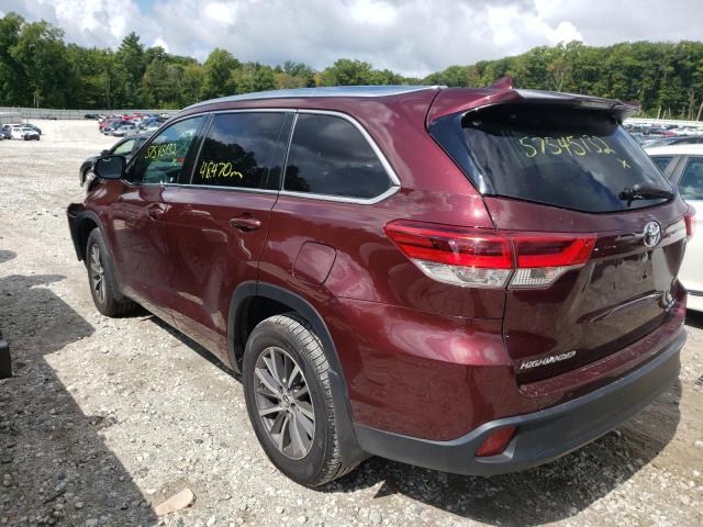 Photo 3 from auction – 2018 TOYOTA HIGHLANDER with VIN 5TDJZRFH3JS870576
