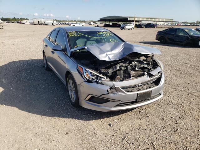 HYUNDAI SONATA SE 2017 with VIN 5NPE24AF6HH437476 - Photo from auction