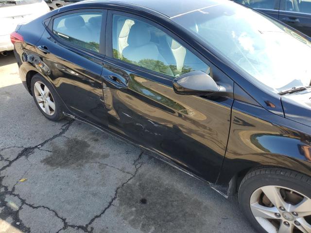 Photo 9 from auction – 2012 HYUNDAI ELANTRA GL with VIN KMHDH4AE1CU309772