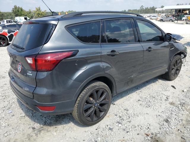 Photo 4 from auction – 2019 FORD ESCAPE SE with VIN 1FMCU0GD2KUA38296