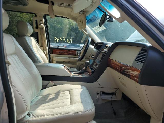 Photo 5 from auction – 2003 LINCOLN NAVIGATOR with VIN 5LMFU27R03LJ22139