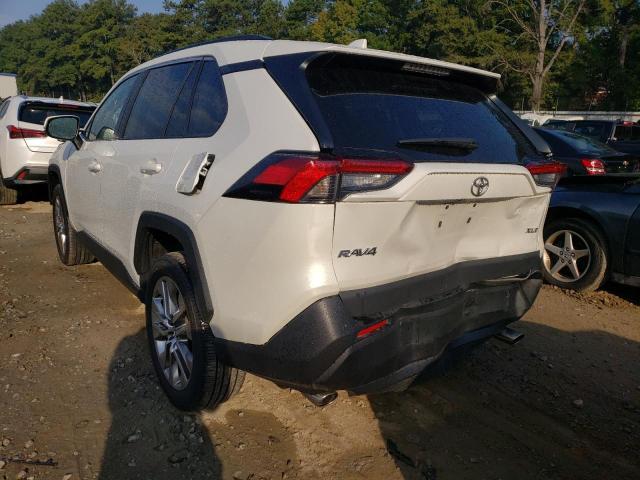 Photo 3 from auction – 2021 TOYOTA RAV4 XLE P with VIN 2T3C1RFV3MW148761