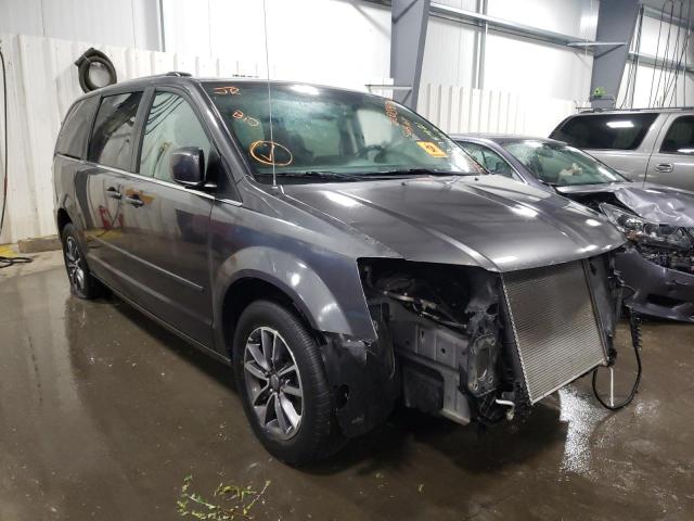 DODGE GRAND CARA 2017 with VIN 2C4RDGCG1HR699881 - Photo from auction