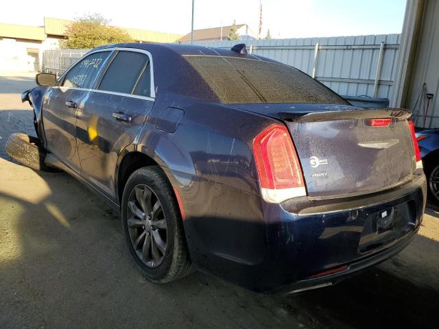 Photo 3 from auction – 2016 CHRYSLER 300 LIMITE with VIN 2C3CCARG3GH270621