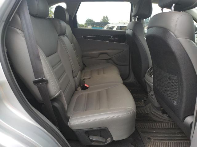 Photo 6 from auction – 2016 KIA SORENTO EX with VIN 5XYPHDA14GG018379