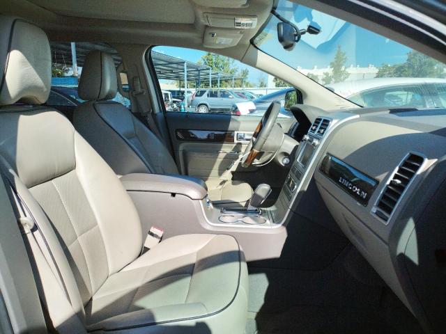 Photo 5 from auction – 2010 LINCOLN MKX with VIN 2LMDJ6JC6ABJ26549