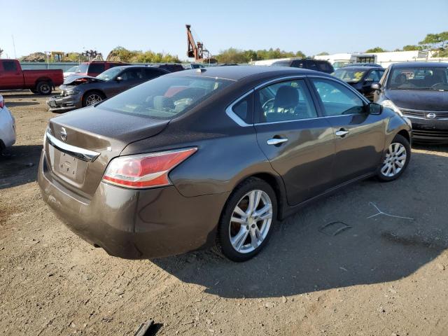 Photo 4 from auction – 2015 NISSAN ALTIMA 2.5 with VIN 1N4AL3AP3FC213255