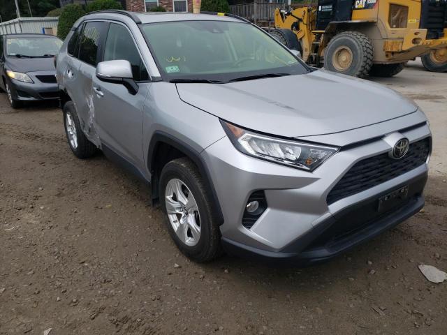 TOYOTA RAV4 XLE 2019 with VIN JTMP1RFV4KJ017707 - Photo from auction