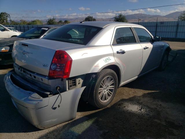 Photo 4 from auction – 2010 CHRYSLER 300 TOURIN with VIN 2C3CA5CV5AH122868
