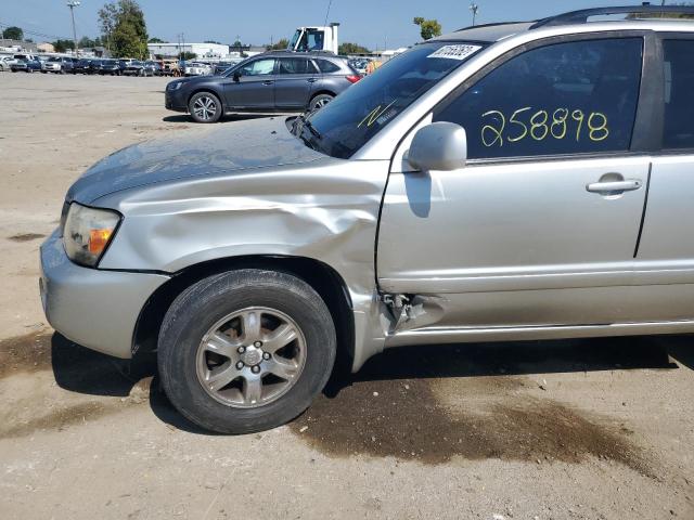 Photo 9 from auction – 2005 TOYOTA HIGHLANDER with VIN JTEDP21A050091015