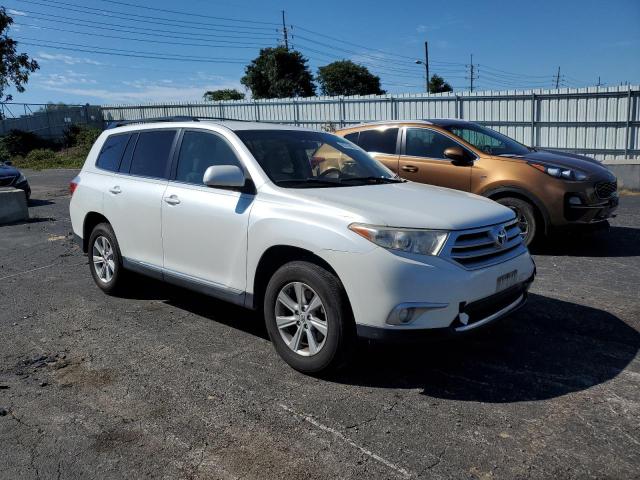 TOYOTA HIGHLANDER 2012 with VIN 5TDBK3EH4CS134014 - Photo from auction