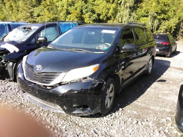 Photo 2 from auction – 2018 TOYOTA SIENNA XLE with VIN 5TDDZ3DC6JS202157