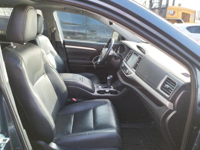 Photo 5 from auction – 2019 TOYOTA HIGHLANDER with VIN 5TDJZRFH8KS917845
