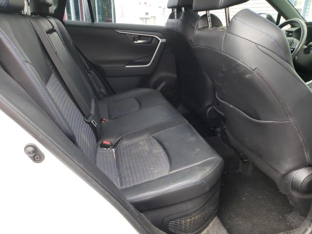 Photo 6 from auction – 2020 TOYOTA RAV4 XSE with VIN JTMEWRFV1LD542359