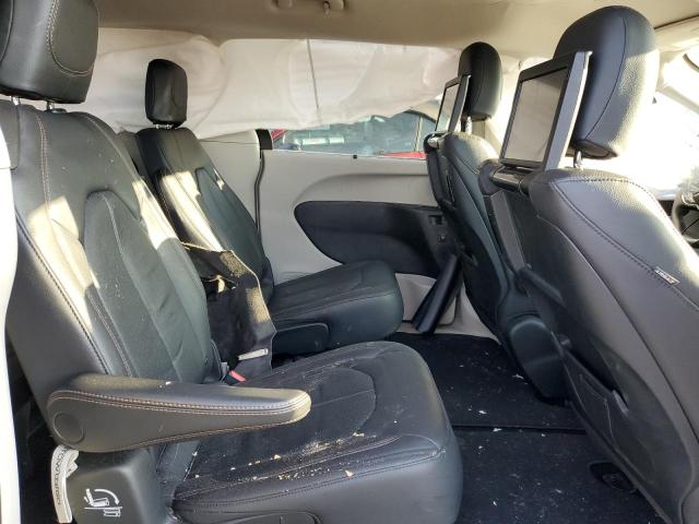 Photo 6 from auction – 2017 CHRYSLER PACIFICA T with VIN 2C4RC1EG5HR748822