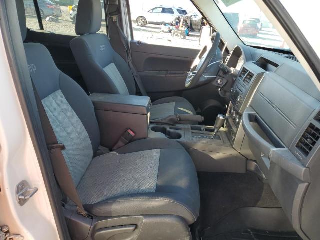 Photo 5 from auction – 2009 JEEP LIBERTY SP with VIN 1J8GP28K99W549548