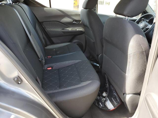 Photo 6 from auction – 2018 NISSAN KICKS S with VIN 3N1CP5CU2JL530109