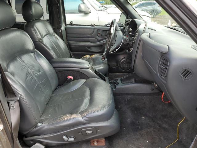Photo 5 from auction – 2001 CHEVROLET BLAZER with VIN 1GNDT13W312149658