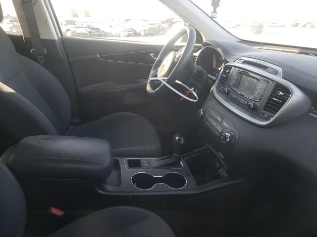 Photo 5 from auction – 2017 KIA SORENTO LX with VIN 5XYPGDA30HG295486