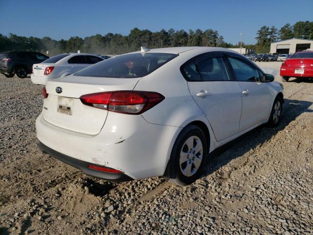 Photo 4 from auction – 2017 KIA FORTE LX with VIN 3KPFK4A7XHE052309