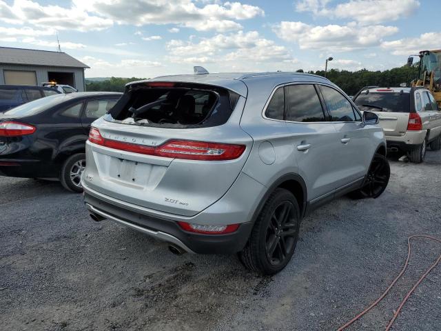 Photo 4 from auction – 2017 LINCOLN MKC RESERV with VIN 5LMCJ3D96HUL46555