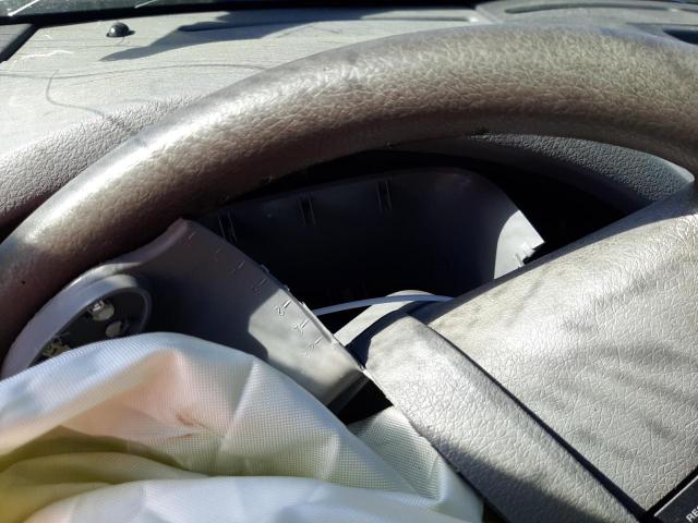 Photo 8 from auction – 2005 FORD F150 with VIN 1FTRF12285KF12112
