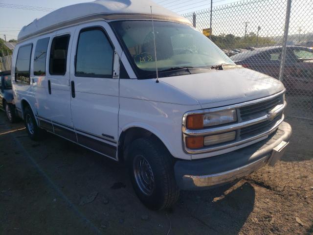 CHEVROLET EXPRESS G1 1998 with VIN 1GBFG15RXW1018158 - Photo from auction
