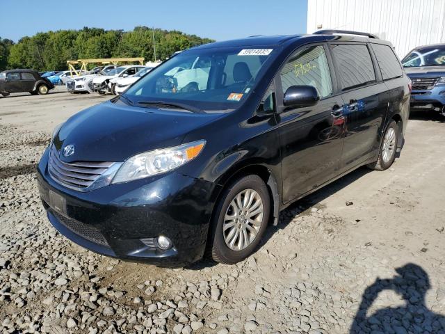 Photo 2 from auction – 2017 TOYOTA SIENNA XLE with VIN 5TDYZ3DC7HS775547