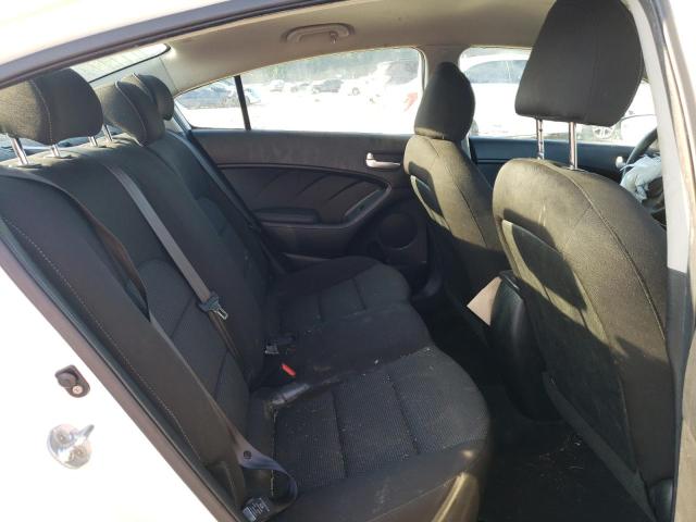 Photo 6 from auction – 2017 KIA FORTE LX with VIN 3KPFK4A7XHE052309