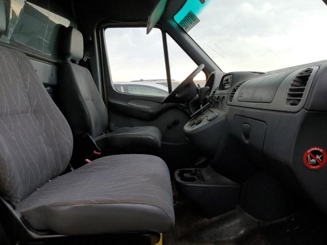 Photo 5 from auction – 2003 FREIGHTLINER DEL VAN with VIN WD2YD142X35541572