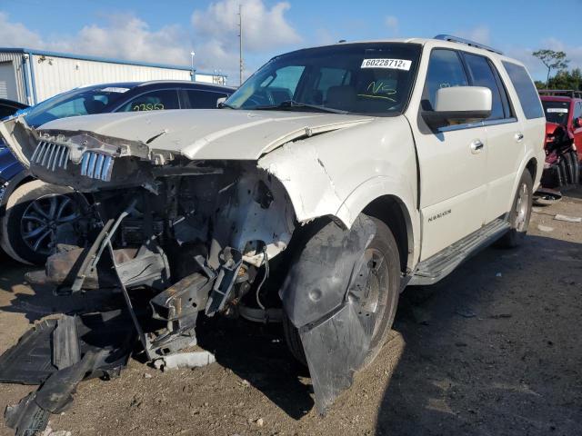 Photo 2 from auction – 2005 LINCOLN NAVIGATOR with VIN 5LMFU27575LJ07850