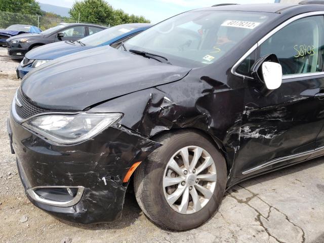 Photo 9 from auction – 2017 CHRYSLER PACIFICA T with VIN 2C4RC1BG5HR747772