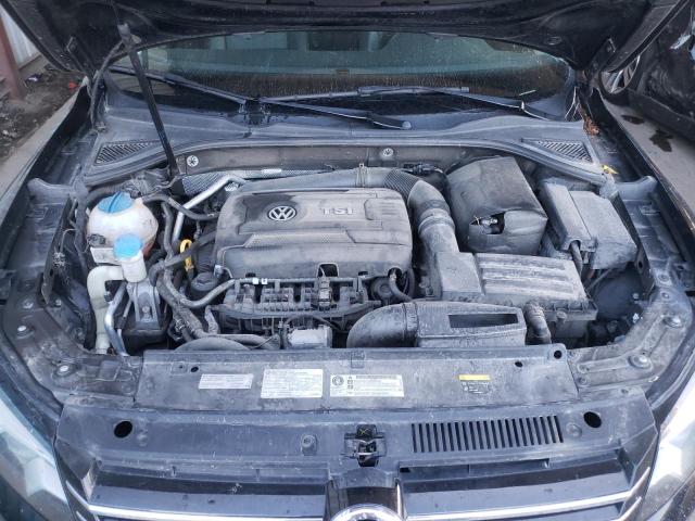 Photo 7 from auction – 2015 VOLKSWAGEN PASSAT S with VIN 1VWAT7A34FC092862