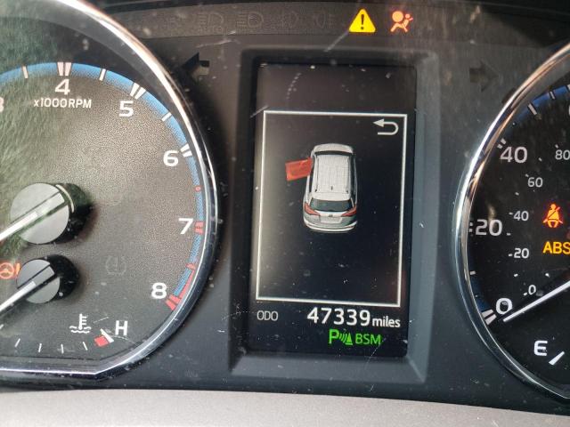 Photo 8 from auction – 2017 TOYOTA RAV4 LIMIT with VIN 2T3DFREV1HW574378