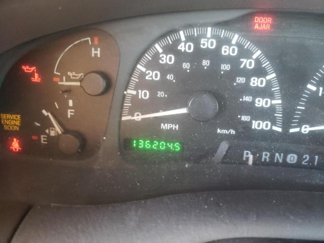 Photo 8 from auction – 2000 LINCOLN NAVIGATOR with VIN 5LMEU27A9YLJ33363