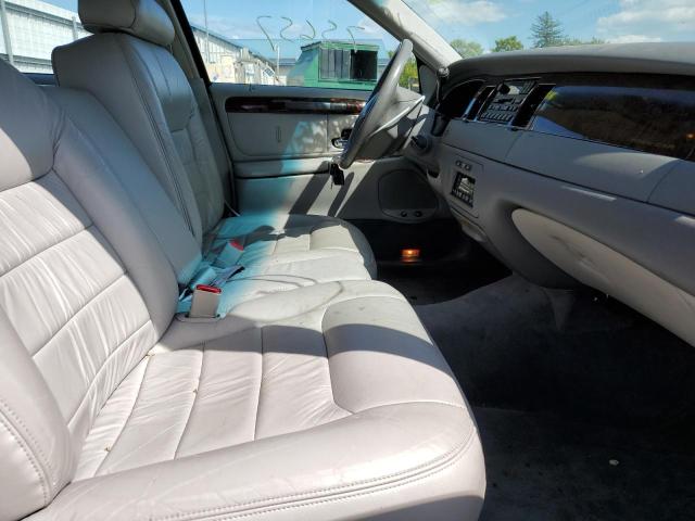 Photo 5 from auction – 2000 LINCOLN TOWN CAR E with VIN 1LNHM81W0YY935651