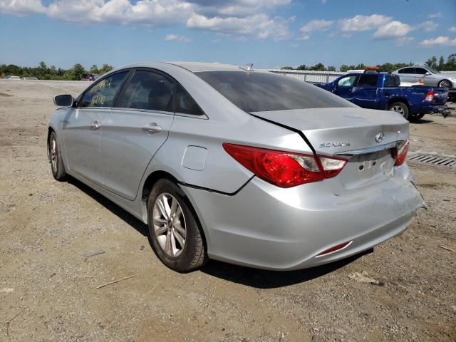 Photo 3 from auction – 2013 HYUNDAI SONATA GLS with VIN 5NPEB4AC8DH657198