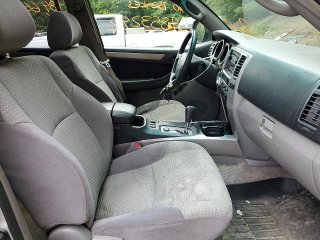 Photo 5 from auction – 2005 TOYOTA 4RUNNER SR with VIN JTEBU14R450058997